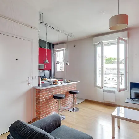 Apartment Near Pere Lachaise - 3 People By Guestready Paris